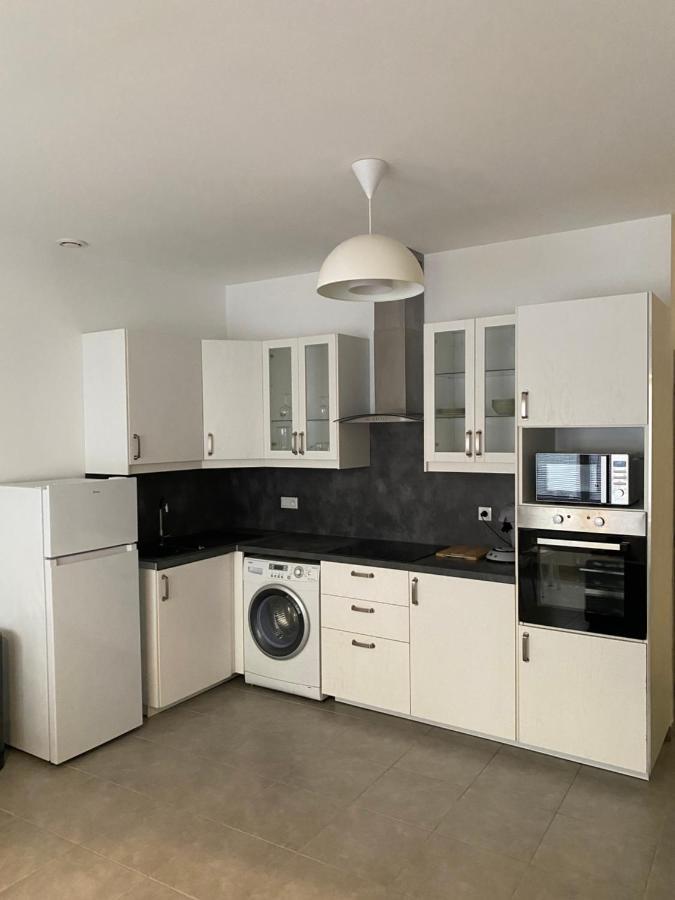 Appartement Les Halles Нарбон Екстериор снимка